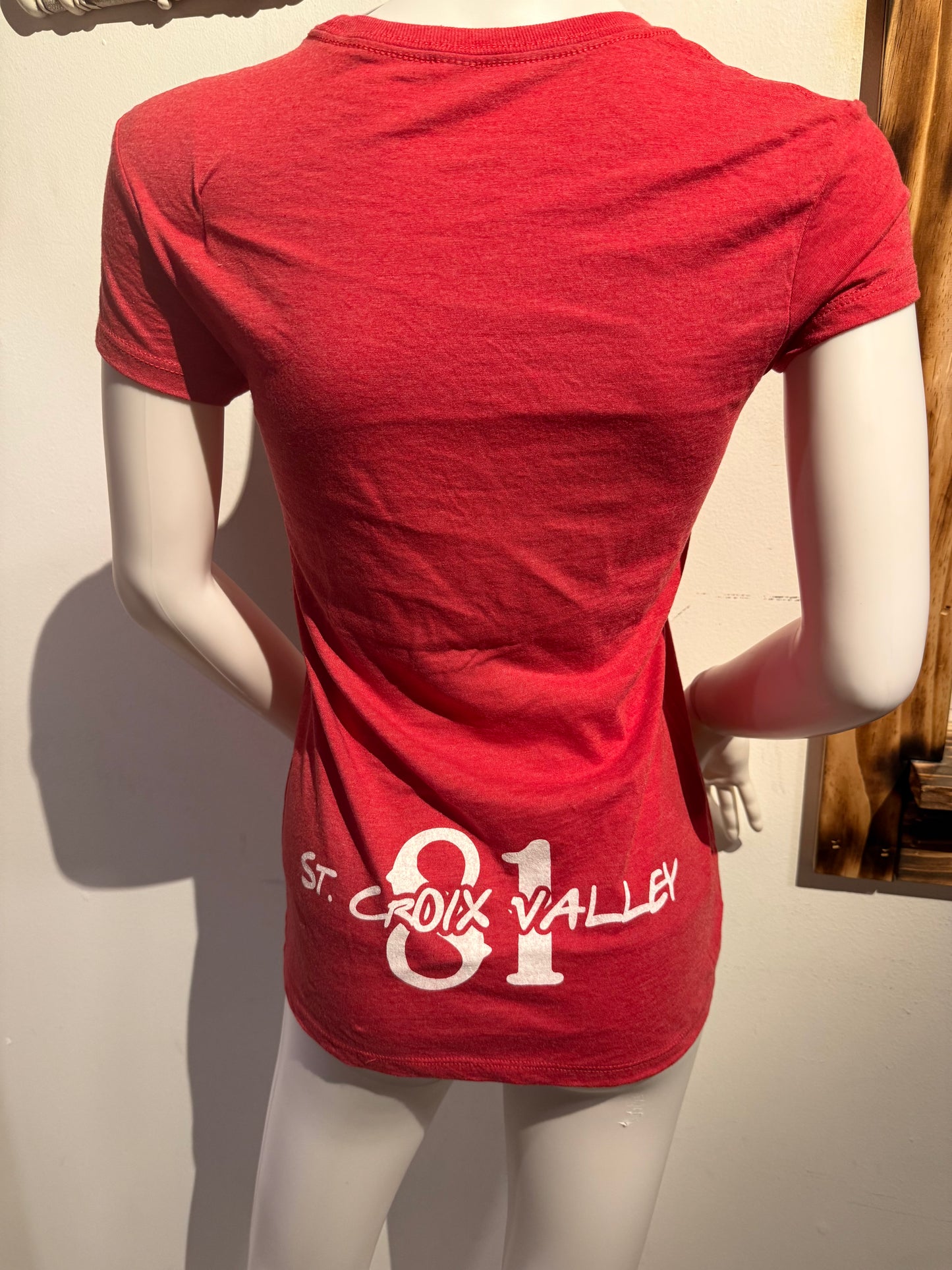 # 35 crop sleeve red frost